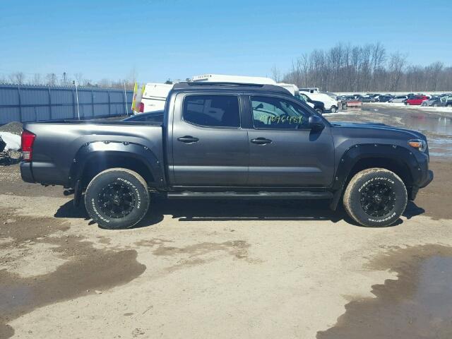 3TMCZ5AN2HM106615 - 2017 TOYOTA TACOMA DOU GRAY photo 9