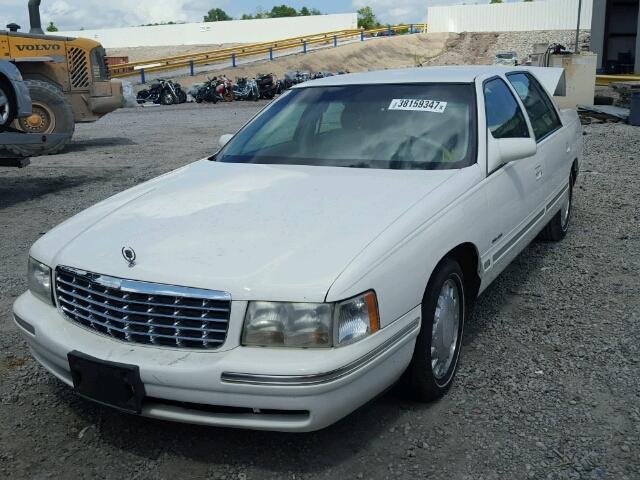 1G6KD54Y1XU721427 - 1999 CADILLAC DEVILLE WHITE photo 2