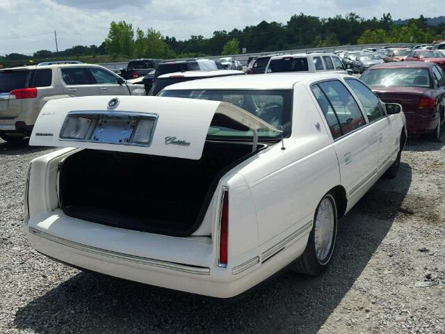 1G6KD54Y1XU721427 - 1999 CADILLAC DEVILLE WHITE photo 4