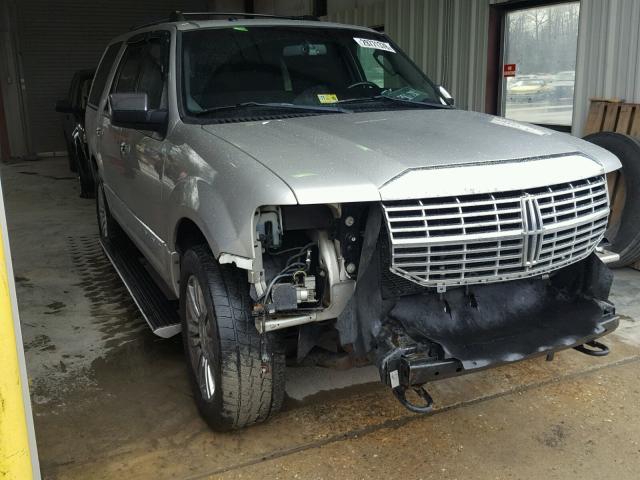5LMFU28547LJ20816 - 2007 LINCOLN NAVIGATOR SILVER photo 1