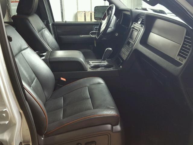 5LMFU28547LJ20816 - 2007 LINCOLN NAVIGATOR SILVER photo 5