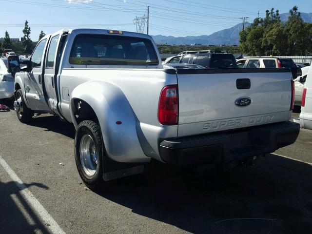 1FT8W3CT0BEC35853 - 2011 FORD F350 SUPER SILVER photo 3