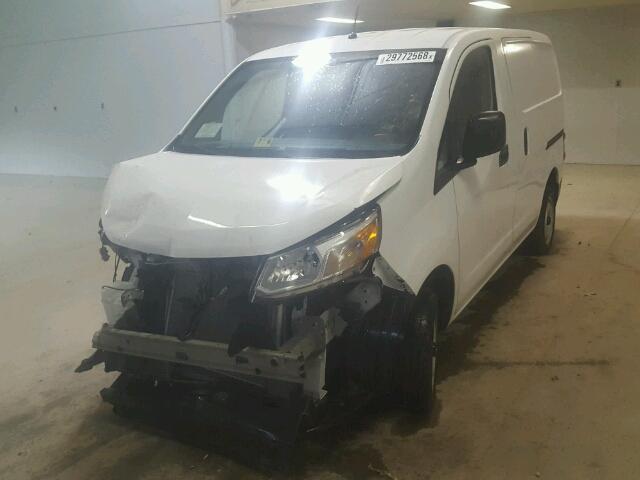 3N63M0YN9FK707498 - 2015 CHEVROLET CITY EXPRE WHITE photo 2