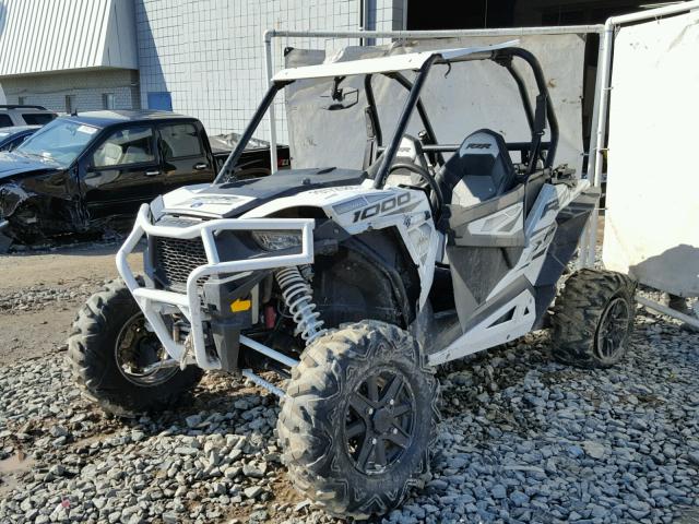 4XAVDE998FB952452 - 2015 POLARIS RZR XP 100 WHITE photo 2