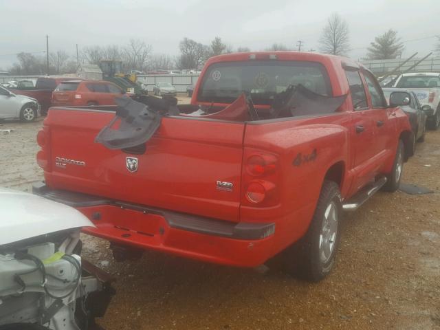 1D7HW48N15S237106 - 2005 DODGE DAKOTA QUA RED photo 4