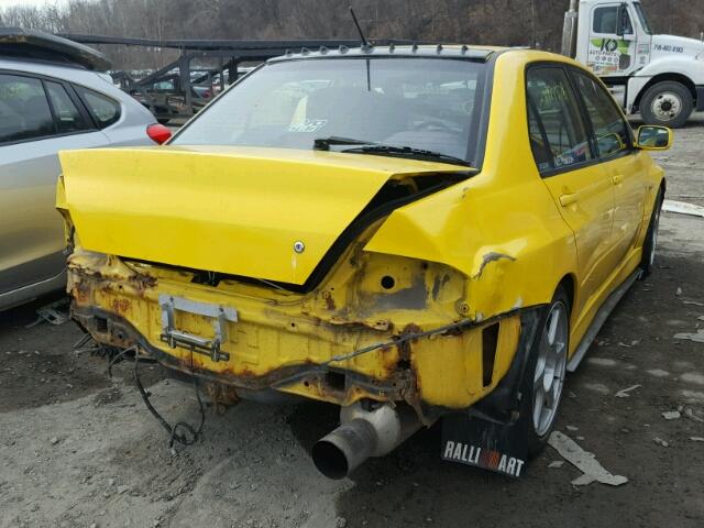 JA3AH86F63U112837 - 2003 MITSUBISHI LANCER EVO YELLOW photo 4