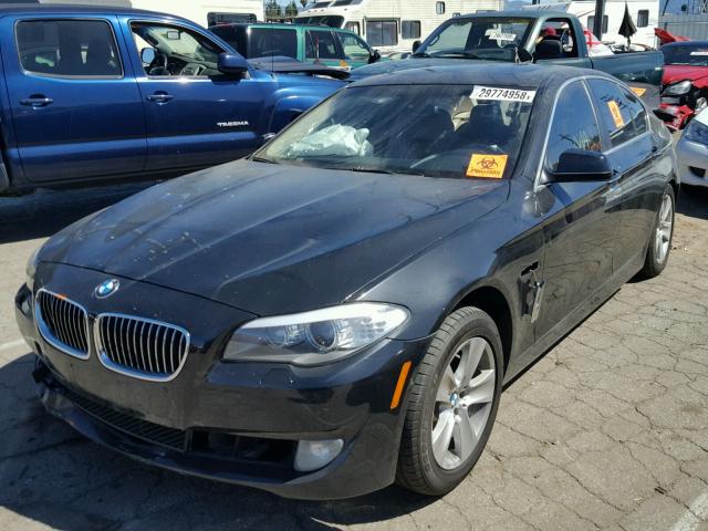 WBAXG5C5XCC593896 - 2012 BMW 528 I GRAY photo 2