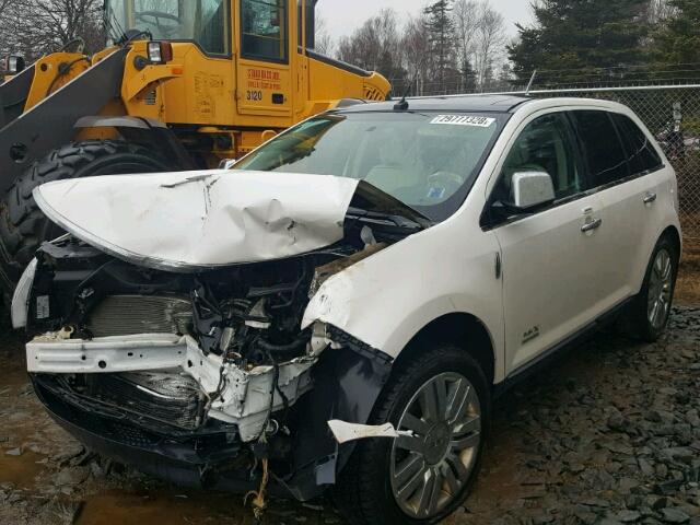 2LMDJ8JC2ABJ33994 - 2010 LINCOLN MKX CREAM photo 2