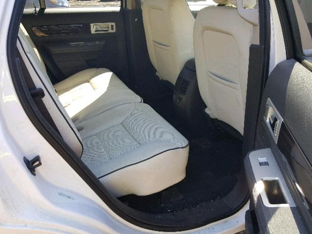 2LMDJ8JC2ABJ33994 - 2010 LINCOLN MKX CREAM photo 6