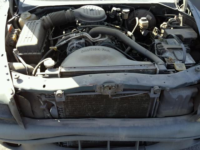 1B7FL26X2WS661219 - 1998 DODGE DAKOTA GRAY photo 7