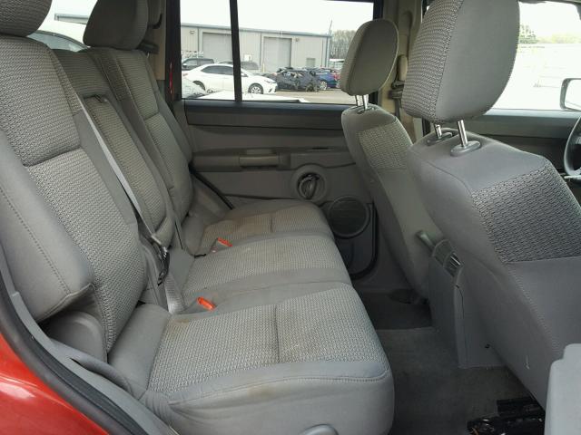 1J8HG48N86C104273 - 2006 JEEP COMMANDER RED photo 6
