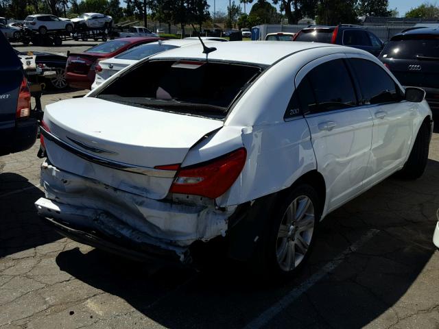 1C3CCBAB8DN671185 - 2013 CHRYSLER 200 LX WHITE photo 4