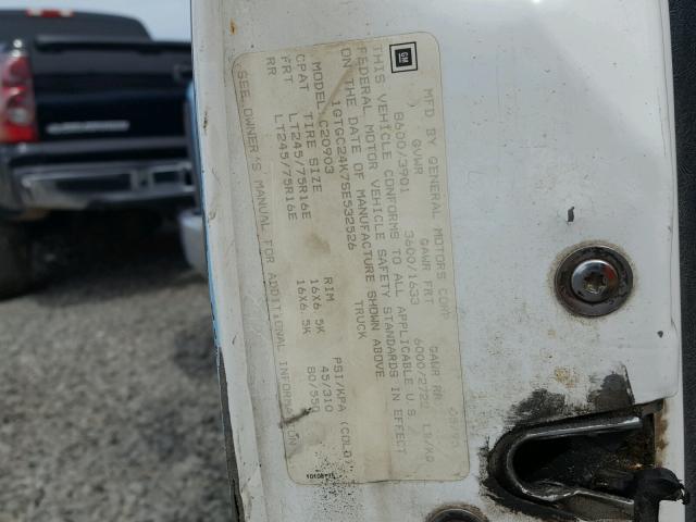 1GTGC24K7SE532526 - 1995 GMC SIERRA C25 WHITE photo 10