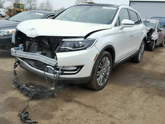 2LMTJ8LR4GBL35077 - 2016 LINCOLN MKX RESERV WHITE photo 2