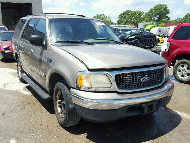 1FMRU15L52LA04563 - 2002 FORD EXPEDITION TAN photo 1