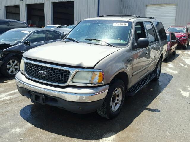 1FMRU15L52LA04563 - 2002 FORD EXPEDITION TAN photo 2