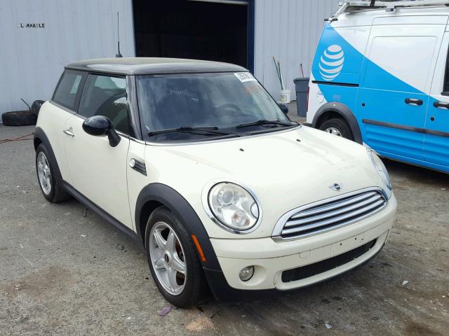 WMWMF33549TW79370 - 2009 MINI COOPER CREAM photo 1