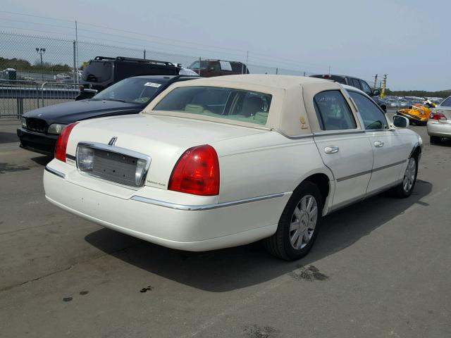 1LNHM83V87Y626416 - 2007 LINCOLN TOWN CAR D WHITE photo 4