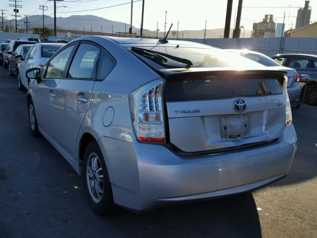 JTDKN3DU1B5348078 - 2011 TOYOTA PRIUS SILVER photo 3