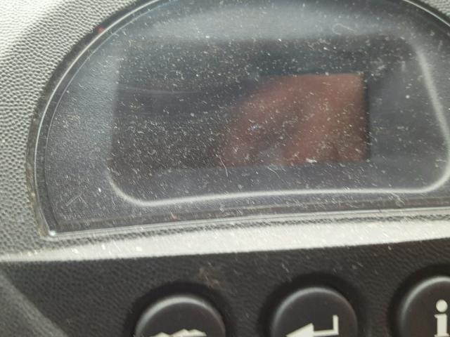 2G2WP522851305697 - 2005 PONTIAC GRAND PRIX WHITE photo 8