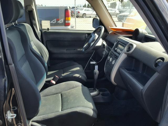 JTLKT324664090312 - 2006 TOYOTA SCION XB შავი ფოტო 5