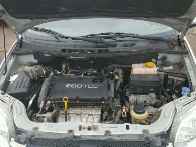 KL1TD5DE5BB166713 - 2011 CHEVROLET AVEO LS SILVER photo 7