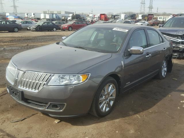 3LNDL2L3XCR836604 - 2012 LINCOLN MKZ HYBRID GRAY photo 2