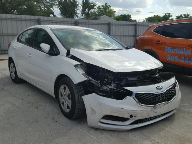 KNAFX4A66F5336230 - 2015 KIA FORTE LX WHITE photo 1