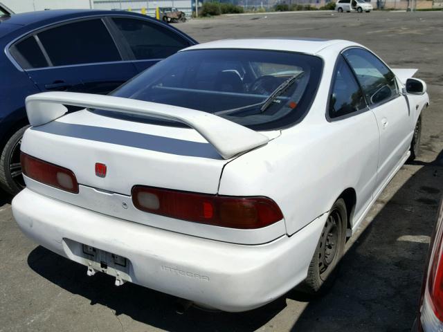 JH4DC4358SS035656 - 1995 ACURA INTEGRA LS WHITE photo 4