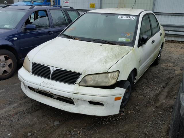 JA3AJ26E72U013466 - 2002 MITSUBISHI LANCER ES WHITE photo 2