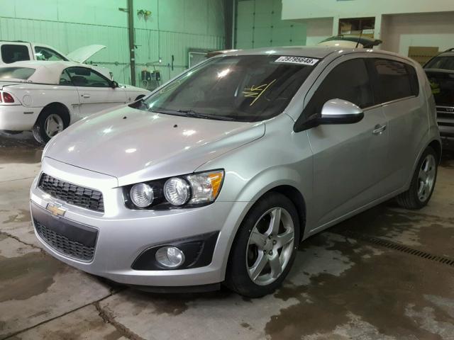 1G1JE6SH4D4147201 - 2013 CHEVROLET SONIC LTZ SILVER photo 2