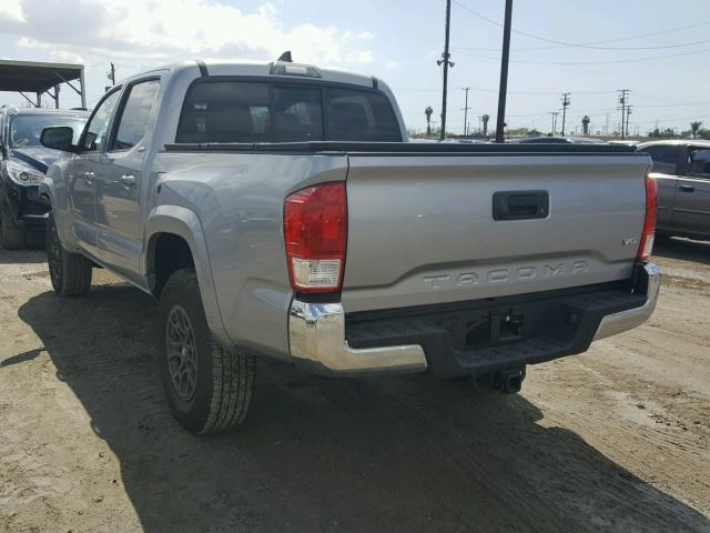 3TMAZ5CNXHM052632 - 2017 TOYOTA TACOMA DOU SILVER photo 3