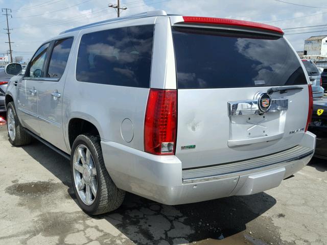 1GYUCJEF3AR114237 - 2010 CADILLAC ESCALADE E SILVER photo 3