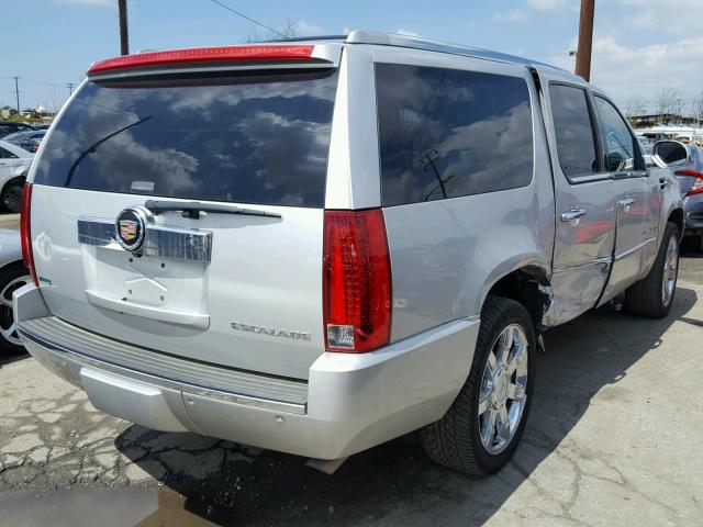 1GYUCJEF3AR114237 - 2010 CADILLAC ESCALADE E SILVER photo 4