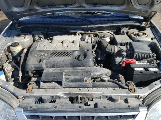 KNAFB121745313049 - 2004 KIA SPECTRA BA SILVER photo 7