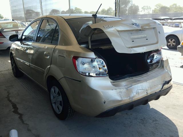 KNADH4A32B6734128 - 2011 KIA RIO BASE GOLD photo 3