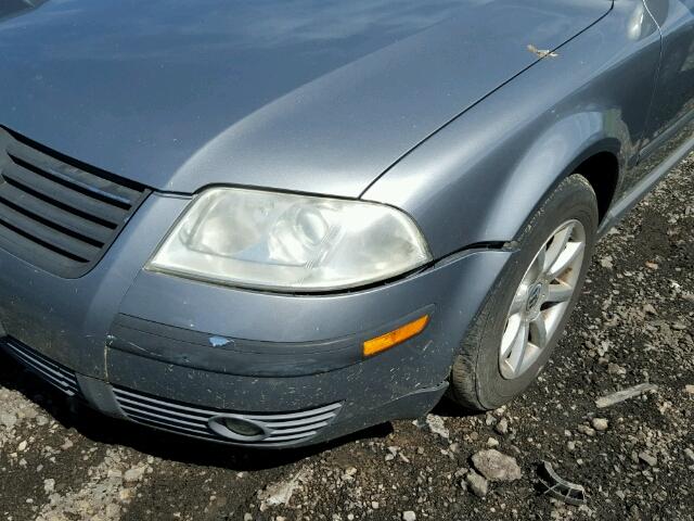 WVWVD63B54E169899 - 2004 VOLKSWAGEN PASSAT GLS GRAY photo 9