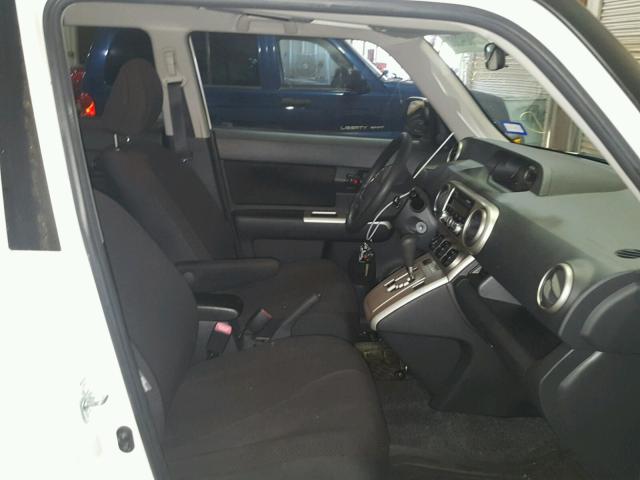 JTLKE50E791063028 - 2009 TOYOTA SCION XB თეთრი ფოტო 5