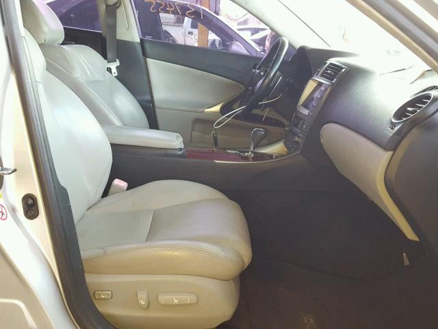 JTHBK262272040827 - 2007 LEXUS IS 250 SILVER photo 5