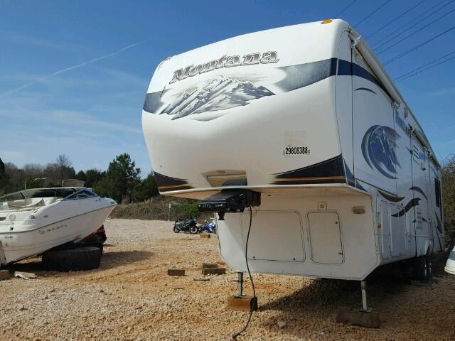 4YDF34025A4700369 - 2010 KEYSTONE MONTANA WHITE photo 2