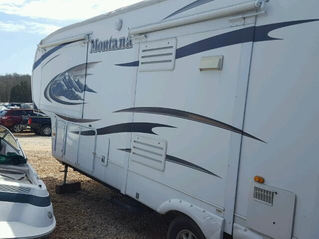 4YDF34025A4700369 - 2010 KEYSTONE MONTANA WHITE photo 3