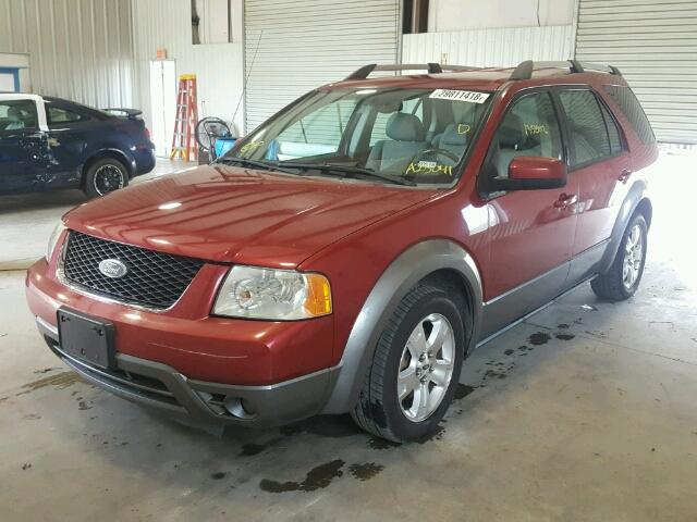 1FMZK02145GA23041 - 2005 FORD FREESTYLE RED photo 2