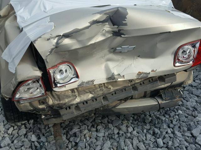 1G1ZH57B99F254796 - 2009 CHEVROLET MALIBU 1LT GOLD photo 9