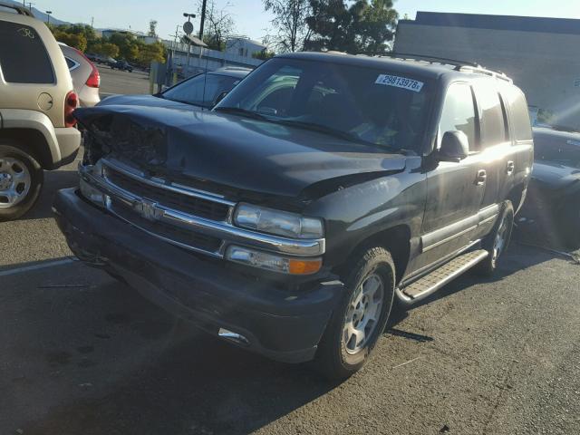 1GNEC13T91R198476 - 2001 CHEVROLET TAHOE C150 BLACK photo 2