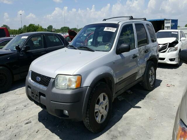 1FMYU03122KB00289 - 2002 FORD ESCAPE XLT SILVER photo 2