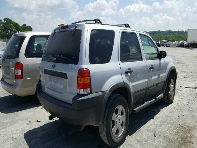 1FMYU03122KB00289 - 2002 FORD ESCAPE XLT SILVER photo 4