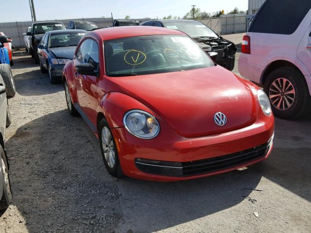 3VWFX7AT3DM604195 - 2013 VOLKSWAGEN BEETLE RED photo 1