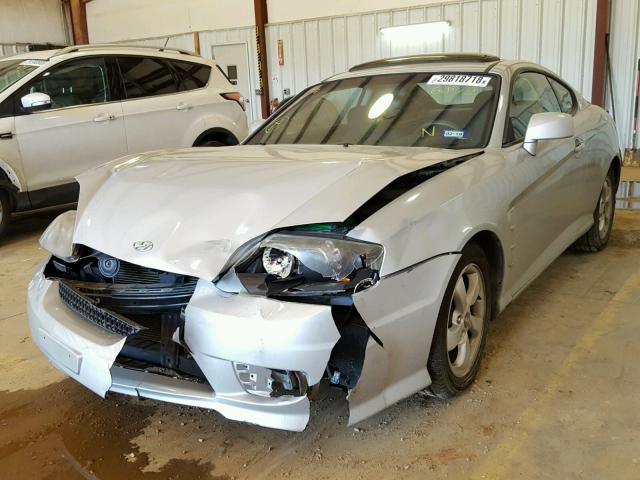 KMHHM65D06U206048 - 2006 HYUNDAI TIBURON GS SILVER photo 2