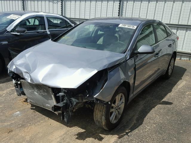 5NPE24AF0GH372008 - 2016 HYUNDAI SONATA SE GRAY photo 2