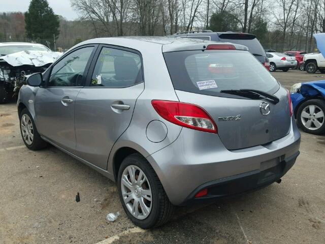 JM1DE1KY2D0166182 - 2013 MAZDA MAZDA2 GRAY photo 3